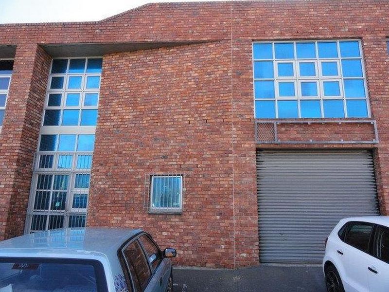 293sqm Industrial warehouse to rent in Beaconvale