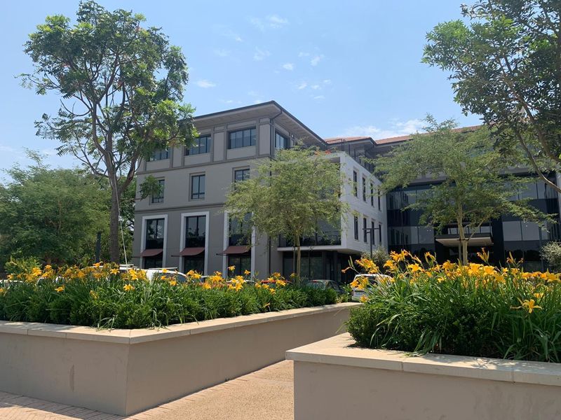 Commercial office space available for rental in Fourways