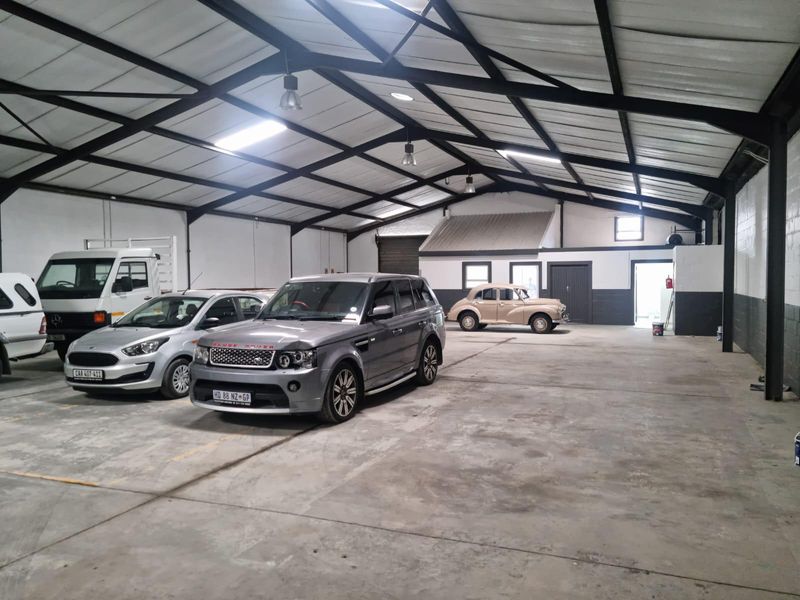 George Park | Warehouse To Rent in Smit Street, Strand
