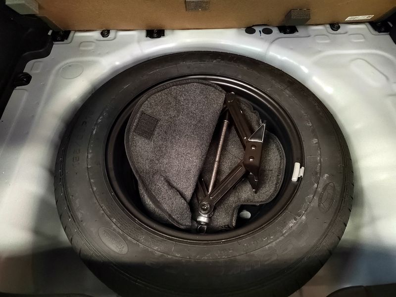 2022 Hyundai Venue MY19 1.2 Motion with 11408kms at PRESTIGE AUTOS 021 592 7844