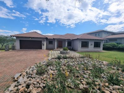 Lovely and spacious 3 bedroom house in Ntulo wildlife estate