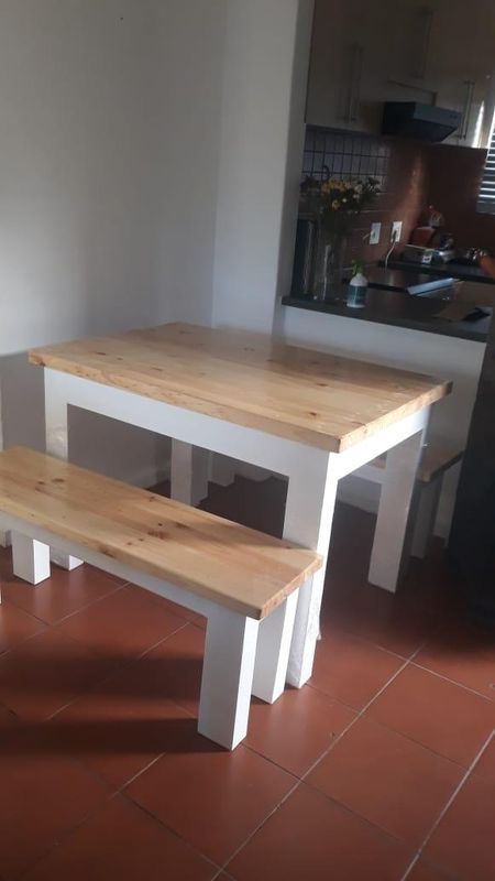 Neat and Nice Office Tables