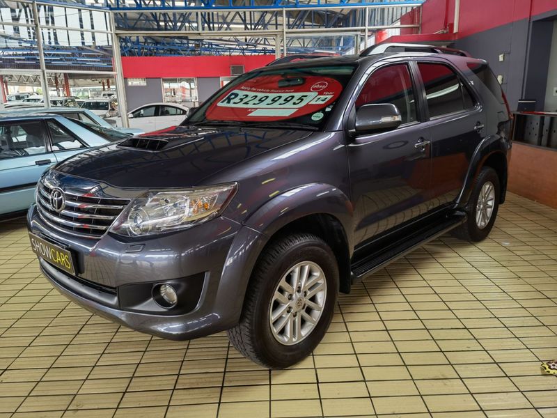 Grey Toyota Fortuner 3.0 D-4D R/Body with 231805km available now!