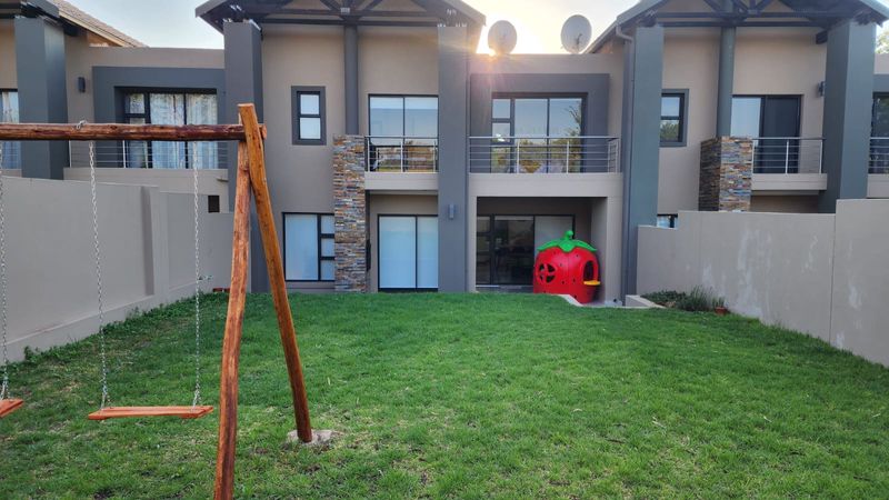 3 bedroom 2 bathroom house for sale in Raslouw