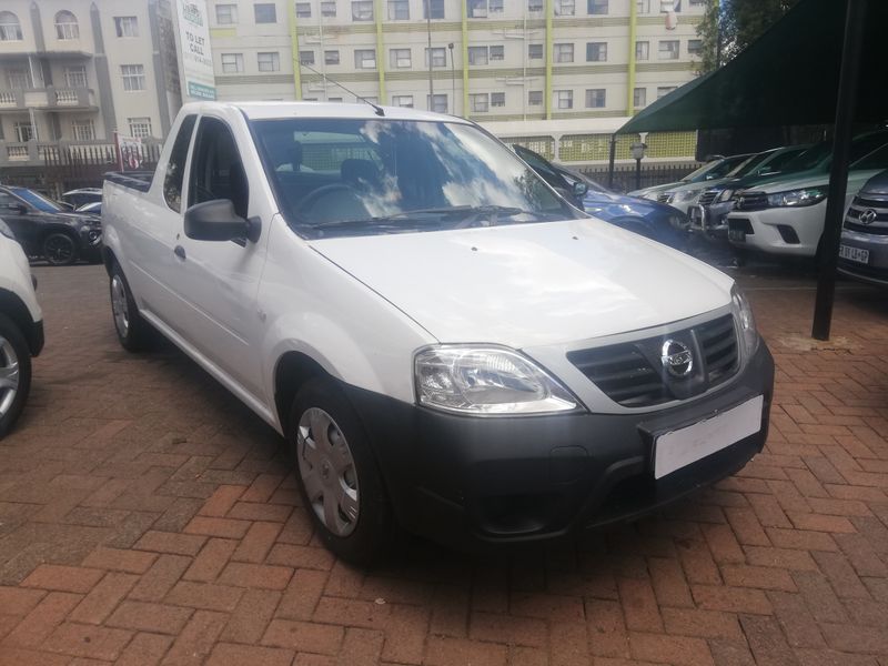 2019 Nissan NP200 1.6dCi A/C &#43; Safety Pack, White with 75000km available now!