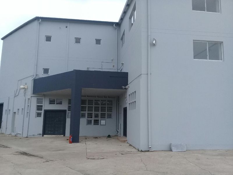Industrial premises For Sale in Secure Complex