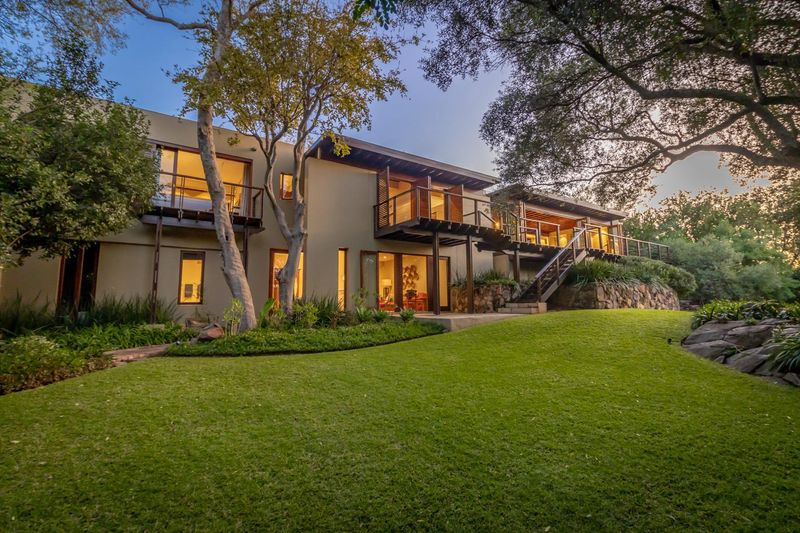 Tranquil, State-Of-The-Art Home In Dainfern Golf Estate