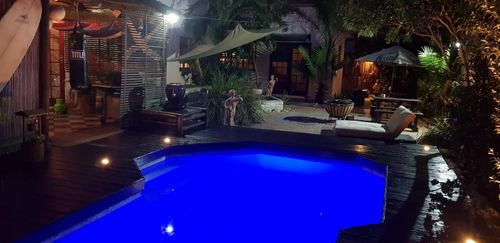 Stylish Self Catering Apartments With Sparkling Pool And Wi-fi . Holiday And Short Term.