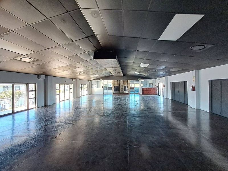 370m2 Commercial To Rent in Parklands, Cape Town