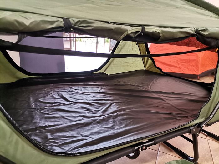 Stretcher tent clearance double