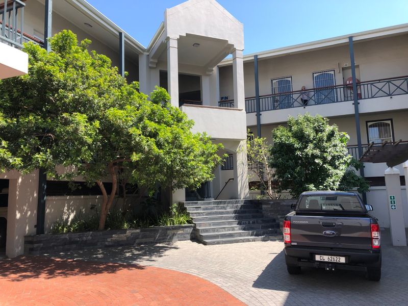 128m2 Office to Rent on Kloof Street, Gardens