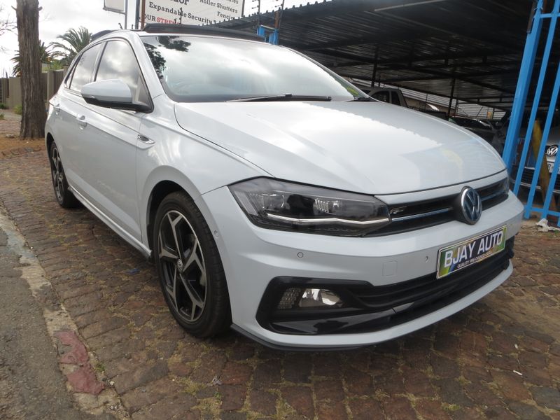 2020 Volkswagen Polo 1.0TSI Comfortline R-LINE, White with 66000km available now!