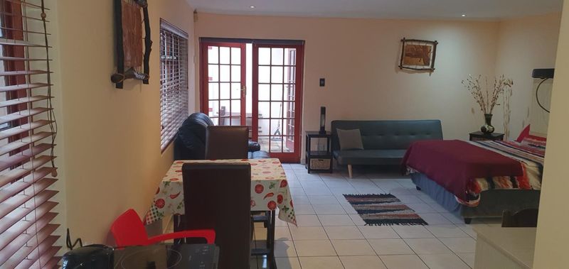 CONTRACTORS PRIVATE GUEST HOUSE ACCOMMODATION