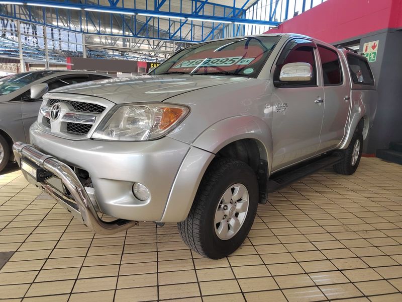 2008 Toyota Hilux 2.7 VVT-i D/CAB with 369897kms CALL BOITY 083 506 0587