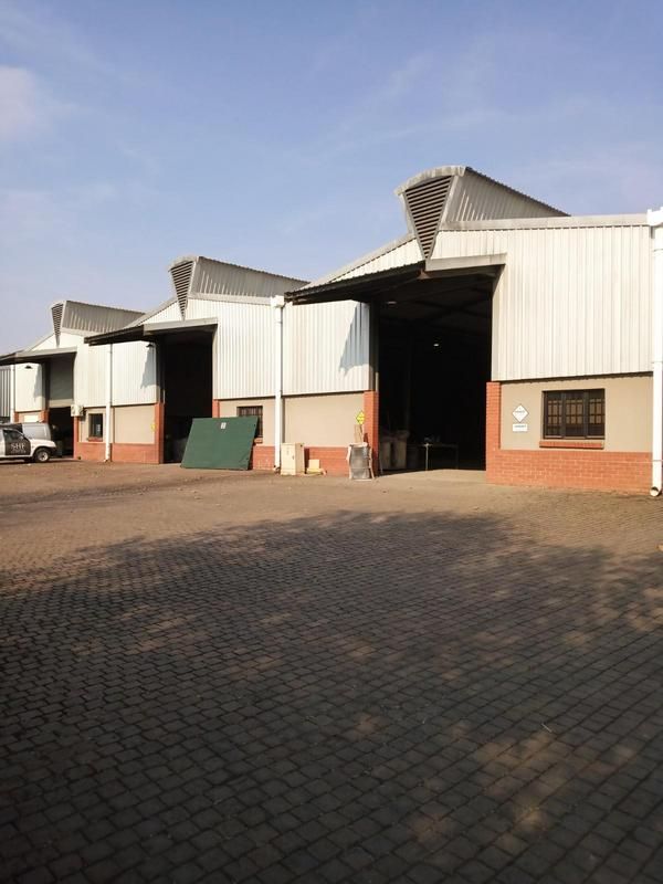 720 SQM FACTORY TO LET IN HOWICK