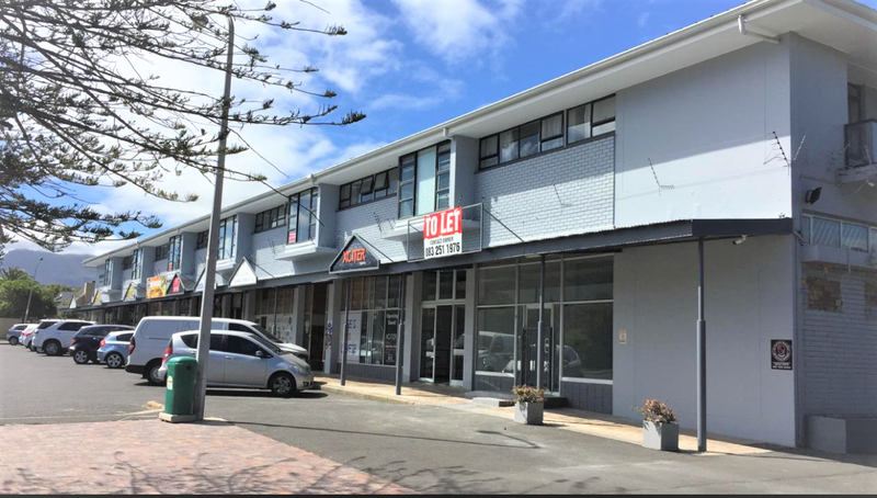 235m² Retail To Let in Bergvliet at R180.00 per m²