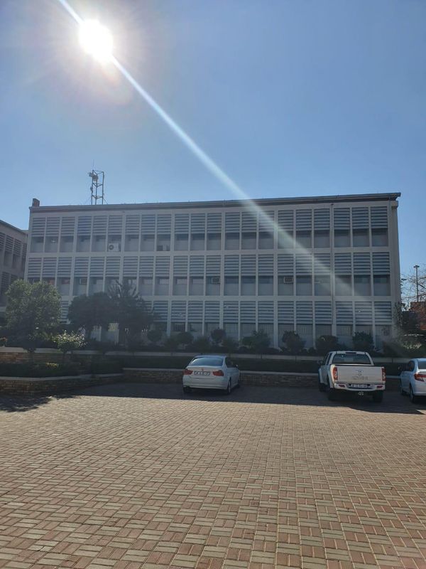 Offices available for rent in Alberton North