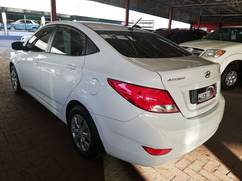 2017 Hyundai Accent 1.6 GL with ONLY 79856kms at PRESTIGE AUTOS 021 592 7844