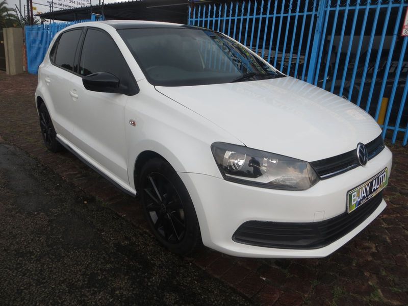 2022 Volkswagen Polo Vivo Hatch 1.4 Comfortline, White with 14000km available now!