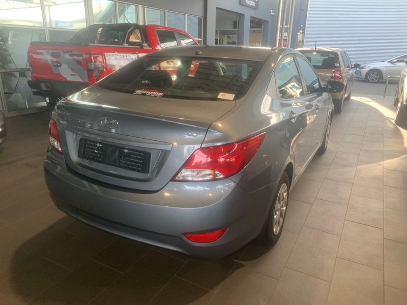 Hyundai Accent 1.6 GL, Grey with 21000km, for sale!