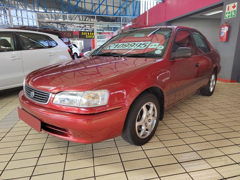 2000 Toyota Corolla 160i GLE with 132503kms CALL SAM 081 707 3443