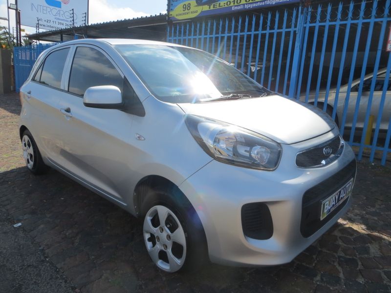 2017 Kia Picanto 1.0 LS, Silver with 117000km available now!