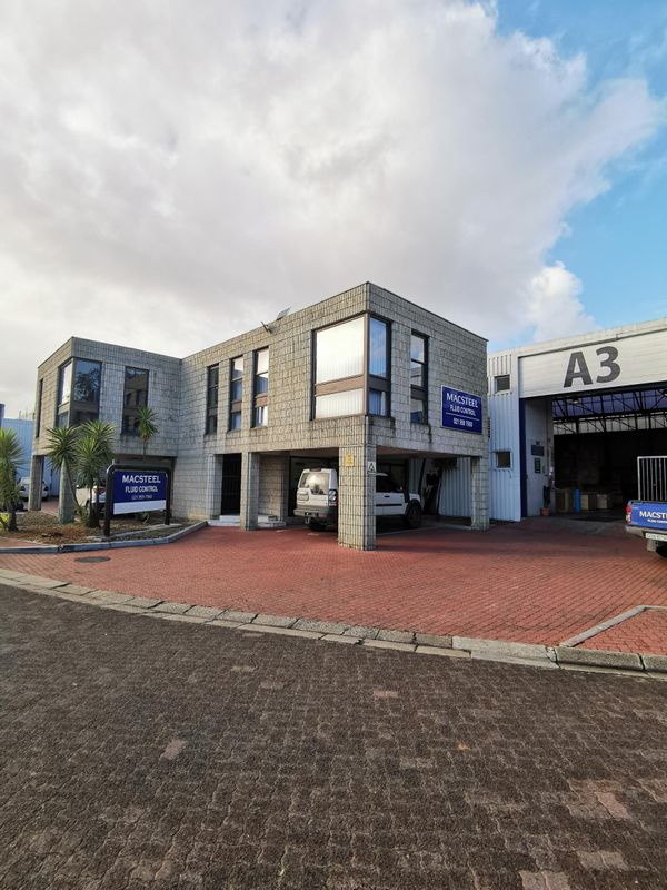 759m2 Warehouse / Factory TO LET in Secure Park in Bellville South Industria, Cape Town.