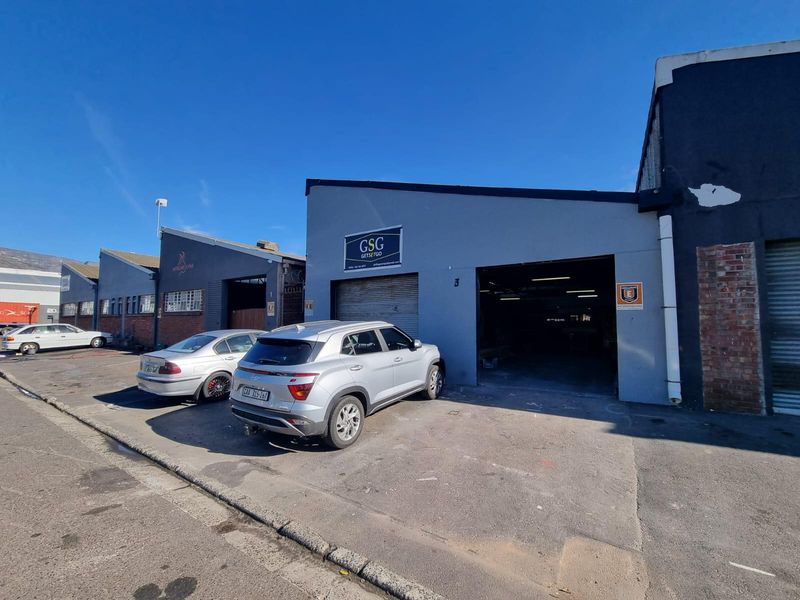 Paarden Eiland | Warehouse To Rent in Transvaal Street