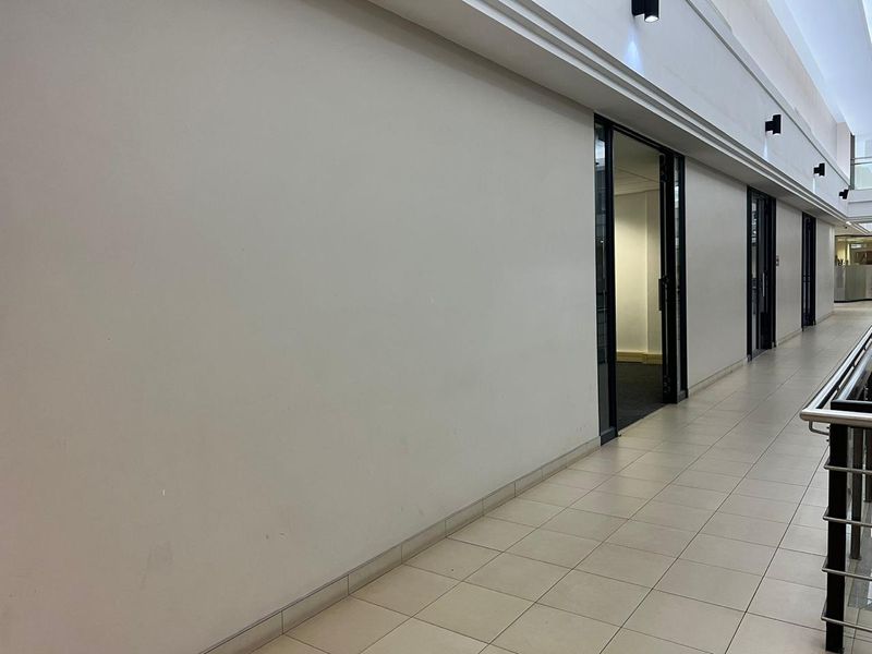 Horizon Shopping Centre | Prime Office Space to Let in Roodepoort