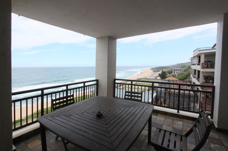 3 Bedroom Beach Front apartment in Westbrook