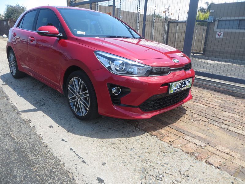 2021 Kia Rio 1.4 LX 5-Door AT, Red with 61000km available now!