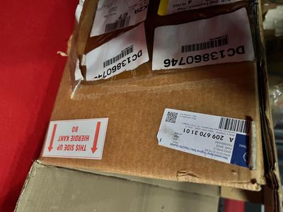 Mercedes clk brand new  original windscreen In box  Bargain price R5000