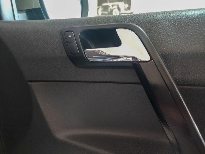 2017 Volkswagen Polo Vivo Hatch 1.4 Trendline for sale!