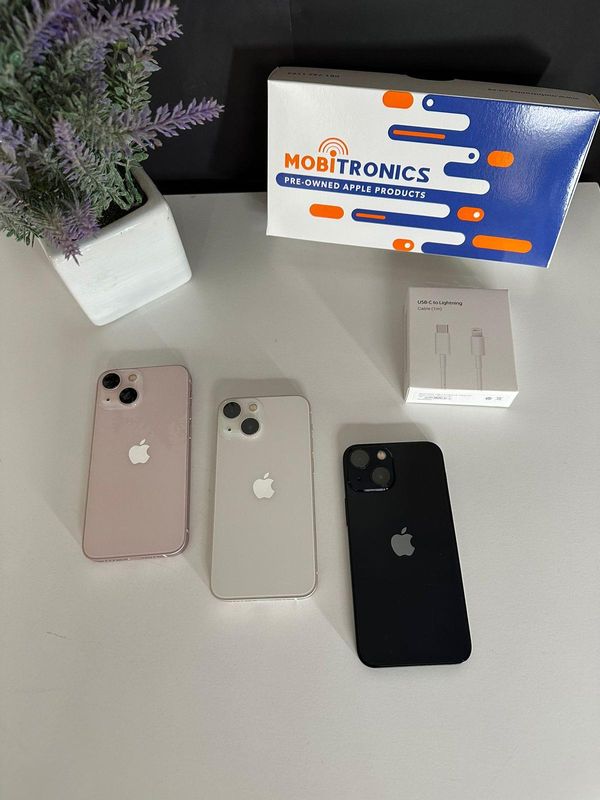 iPhone 13 128gb/256gb - Great Condition - Mobitronics