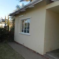 House in Lutzville For Sale