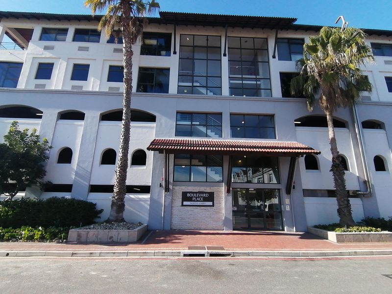 308m² Commercial To Let in Century City at R140.00 per m²