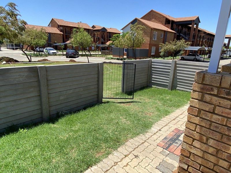 A 2-bedroom property has become available in a very popular Security Estate in Pretoria North