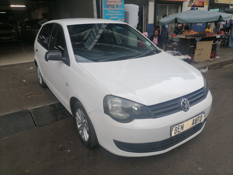 2011 Volkswagen Polo Vivo Hatch 1.4 Trendline, White with 85000km available now!