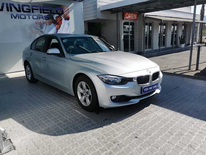 2012 BMW 320i, Silver with 141000km available now!