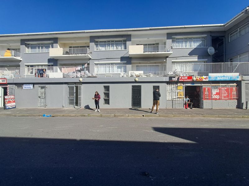 Commercial property for rent in Parow