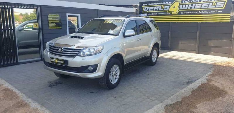 2012 TOYOTA FORTUNER 3.0D-4D 4X4