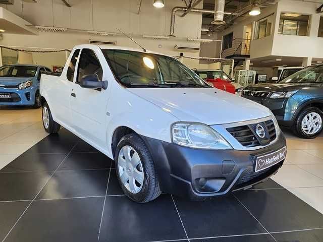 2016 Nissan NP200 1.5dCi Base A/C + Safety