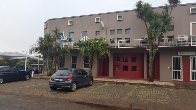 Office in Northcliff For Sale