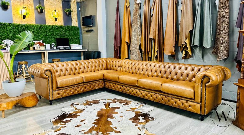 TRADITIONAL Genuine Leather CHESTERFIELD SOFAS, Manufactured using 100 PERCENT LEATHER