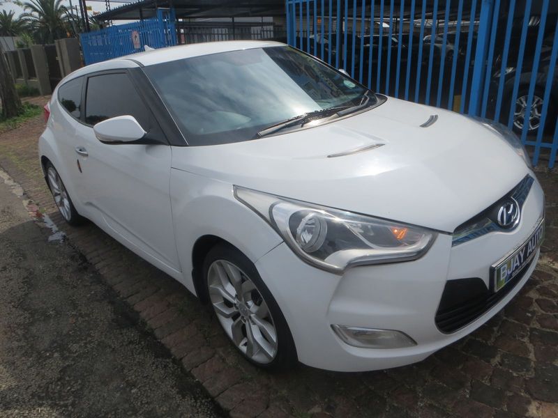 2014 Hyundai Veloster 1.6 GDI Executive AT, White with 108000km available now!