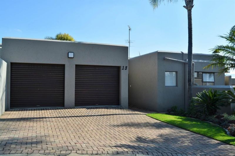 Randpark Ridge - Lovely 3 bedrooms 2 bathrooms cluster R22500