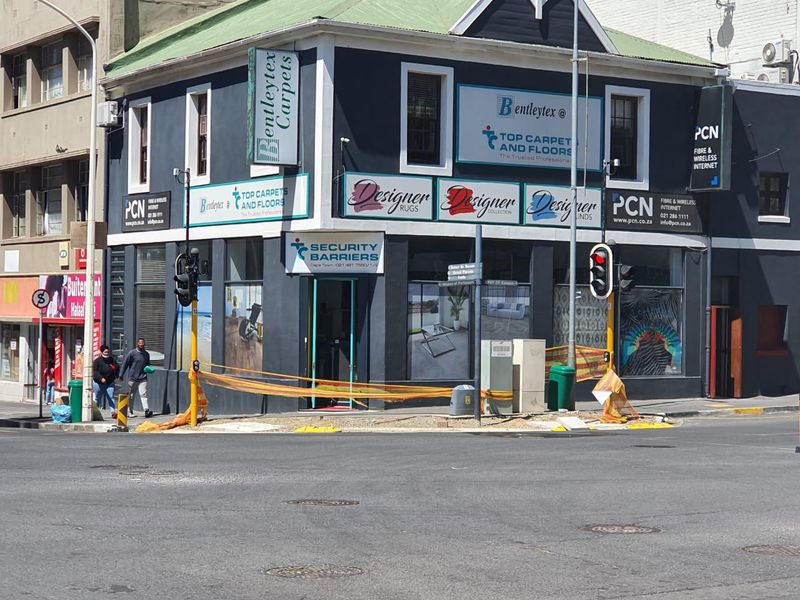 SPACIOUS 150SQM RETAIL UNIT WITH HIGH EXPOSURE AVAILABLE TO RENT IN GARDENS
