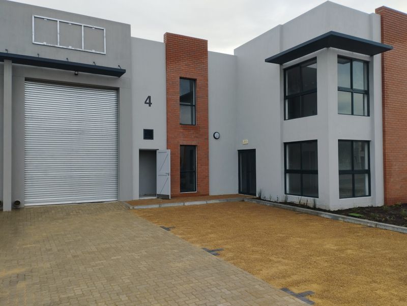 327m² Industrial To Let in Bonnie Brae at R100.00 per m²