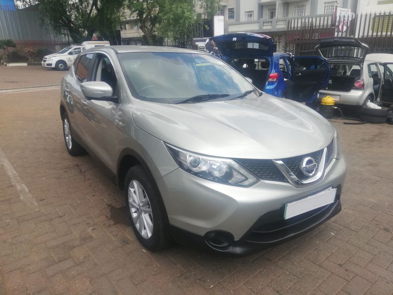 2014 Nissan Qashqai 1.5dCi Acenta, Silver with 106000km available now!