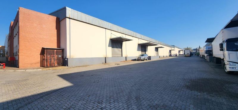 Pomona | A grade warehouse to let / for sale